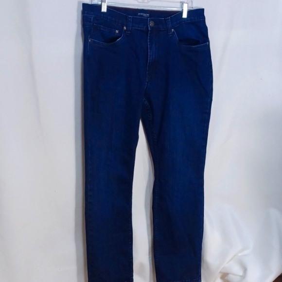 JACHS NEW YORK JEANS SIZE 36/30 IN A BEAUTIFUL BLUE DEMIN 💙